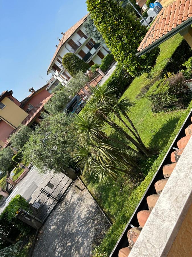 Appartamento Chloe Sirmione Kültér fotó